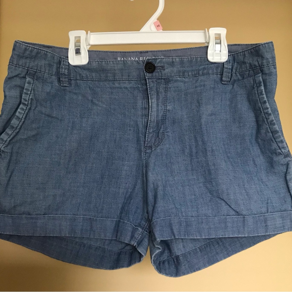 SPECIAL 2/ 30$
Banana Republic Blue Chino Bermudas Lightweight Casual